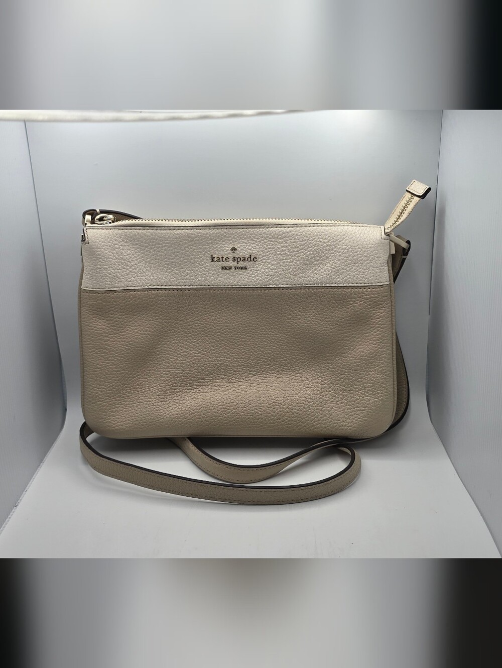 kate spade Two-Tone Cream and Beige Leather Crossbody